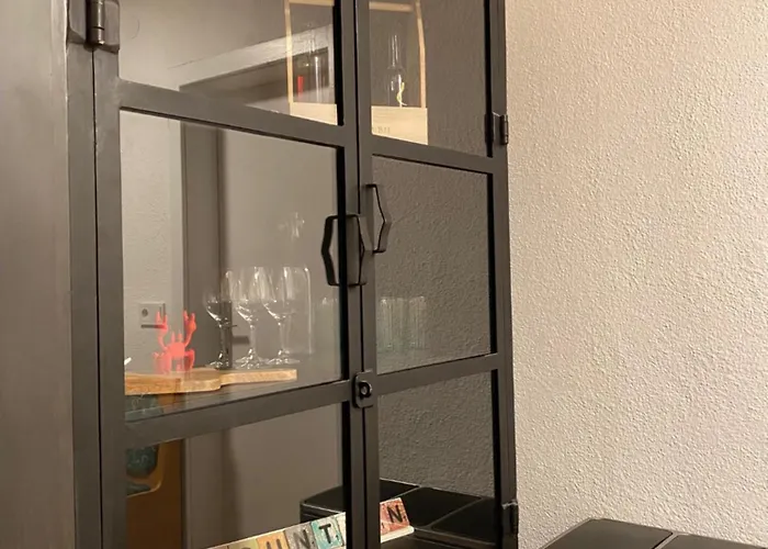 First Mountain - アパート